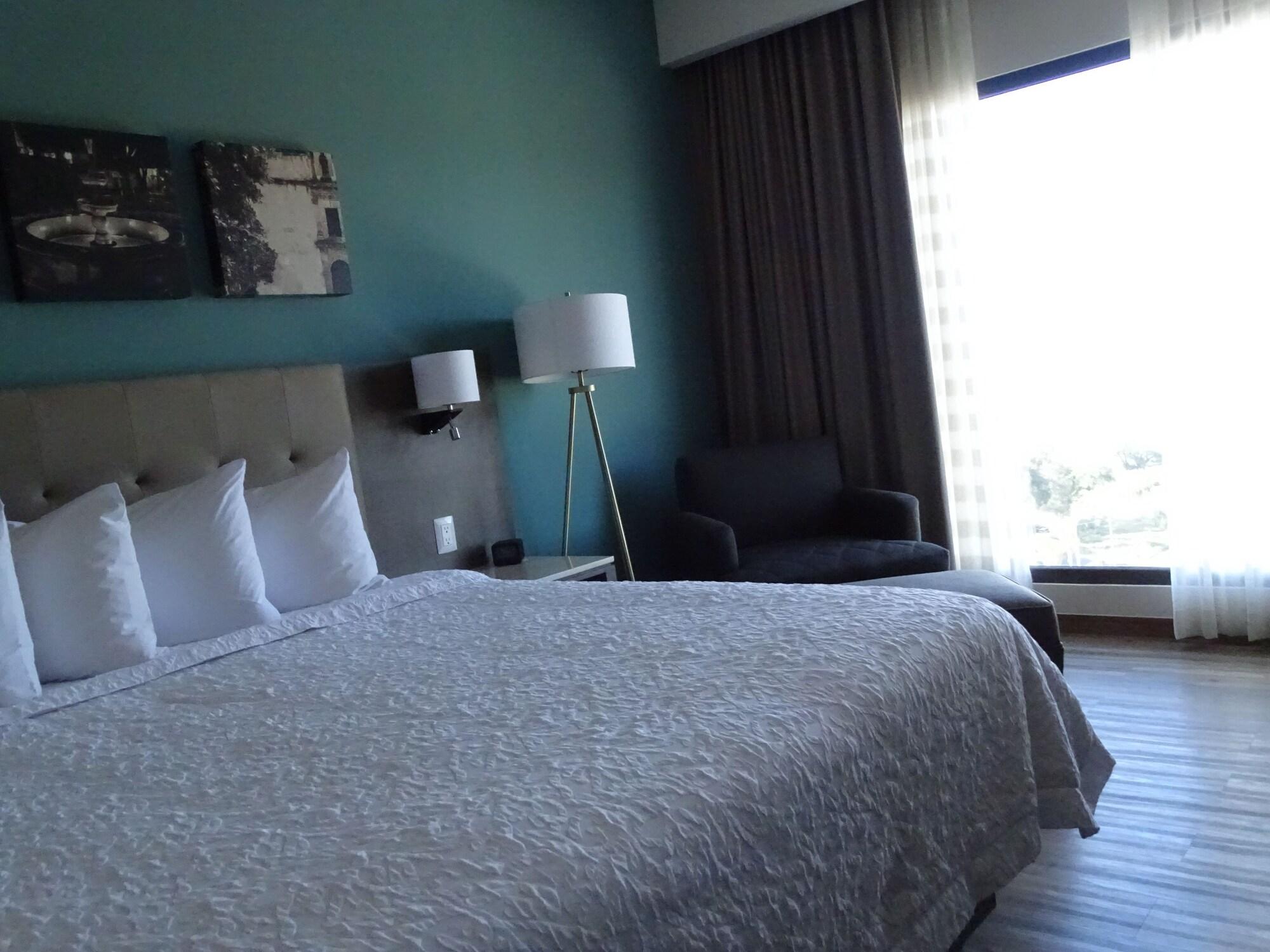 Hampton Inn By Hilton Celaya Celaya  Dış mekan fotoğraf