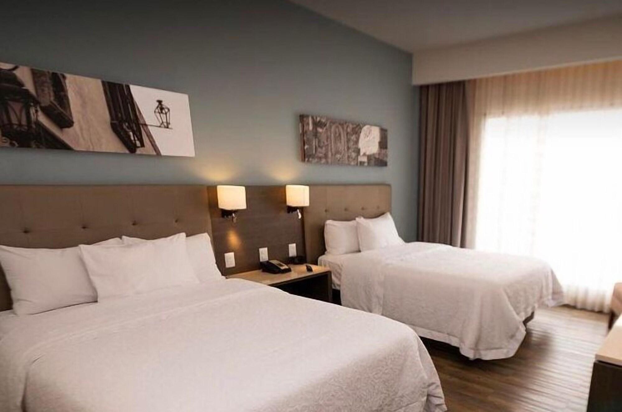 Hampton Inn By Hilton Celaya Celaya  Dış mekan fotoğraf
