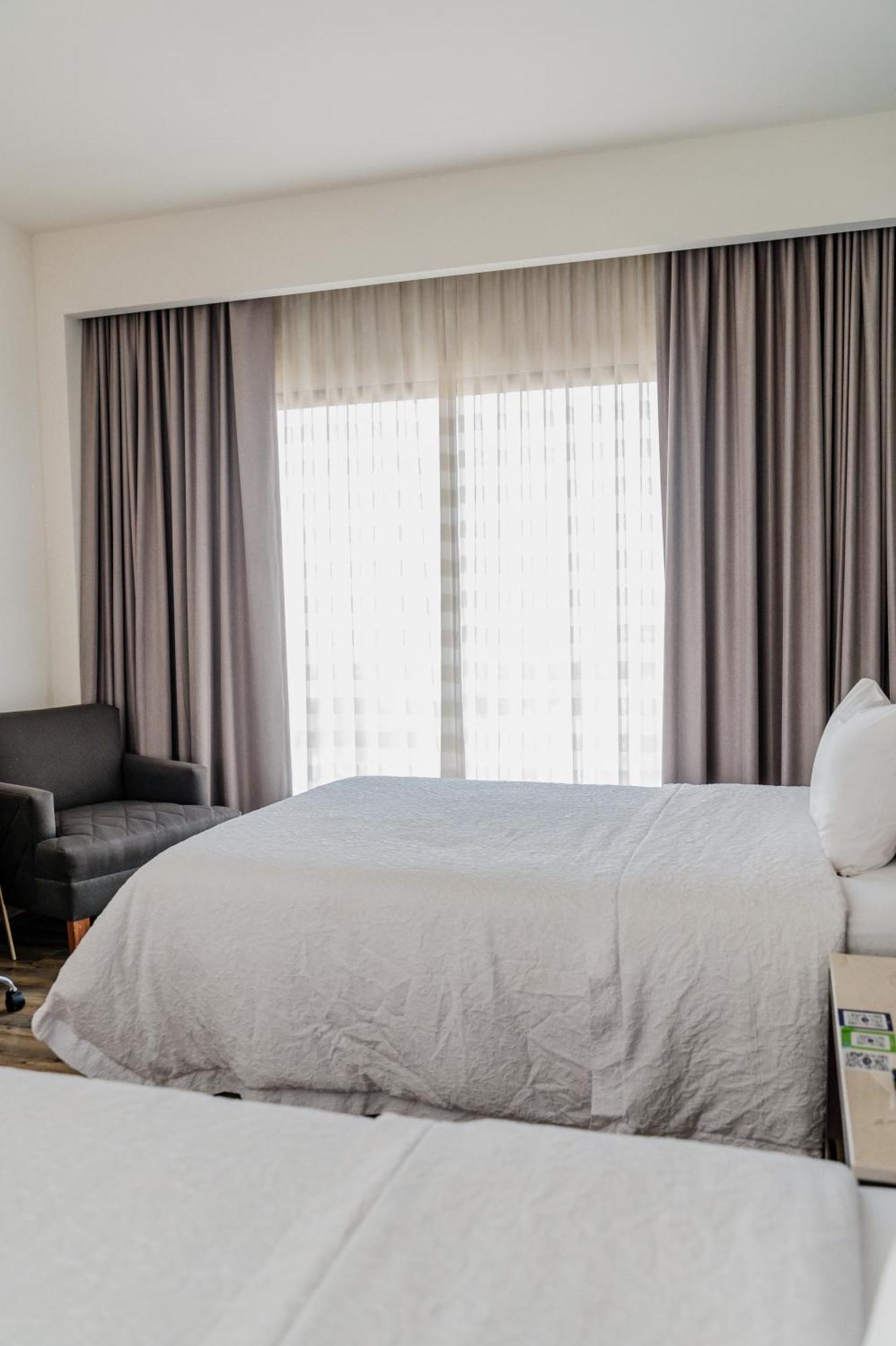 Hampton Inn By Hilton Celaya Celaya  Oda fotoğraf