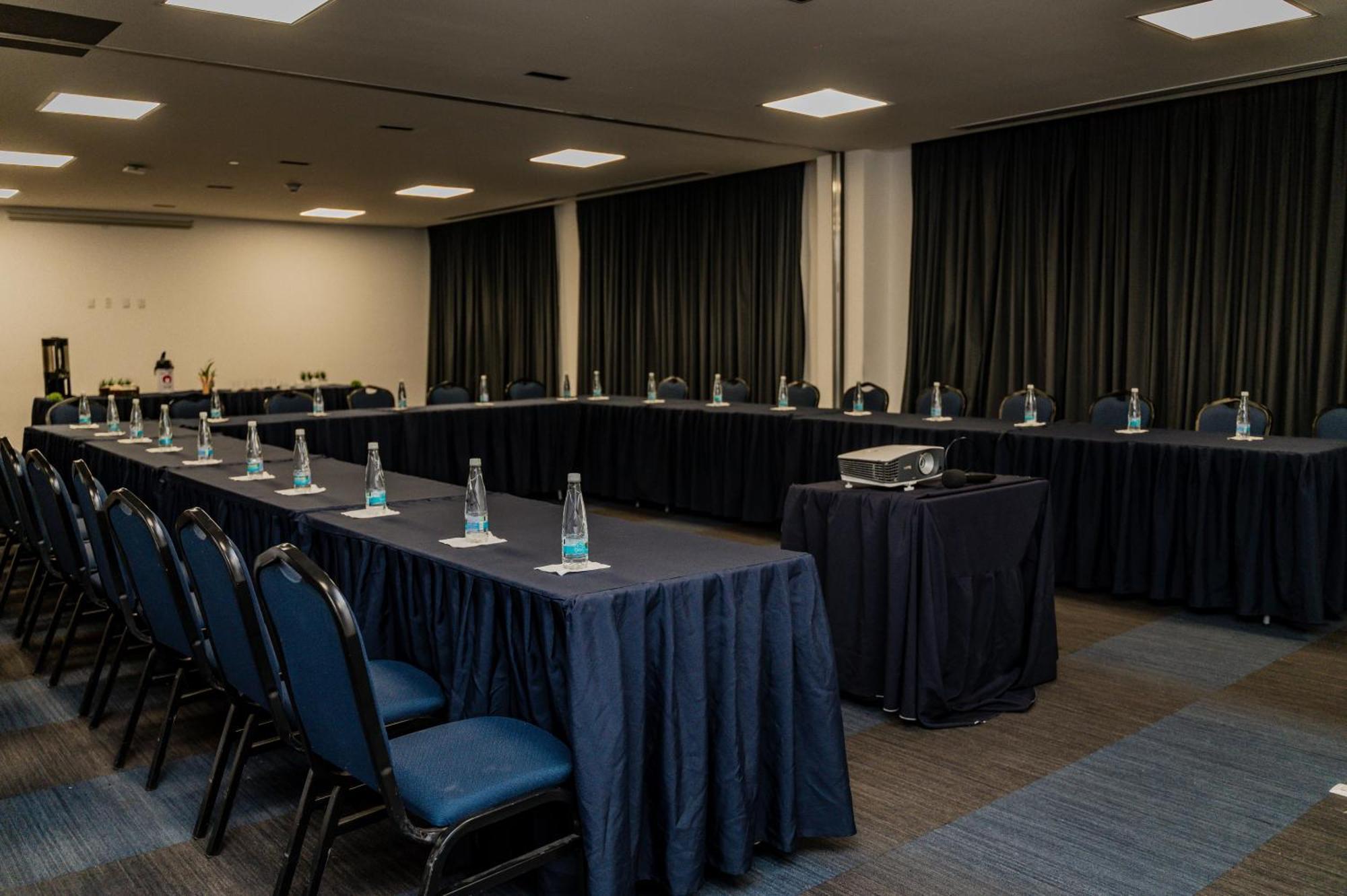 Hampton Inn By Hilton Celaya Celaya  Dış mekan fotoğraf