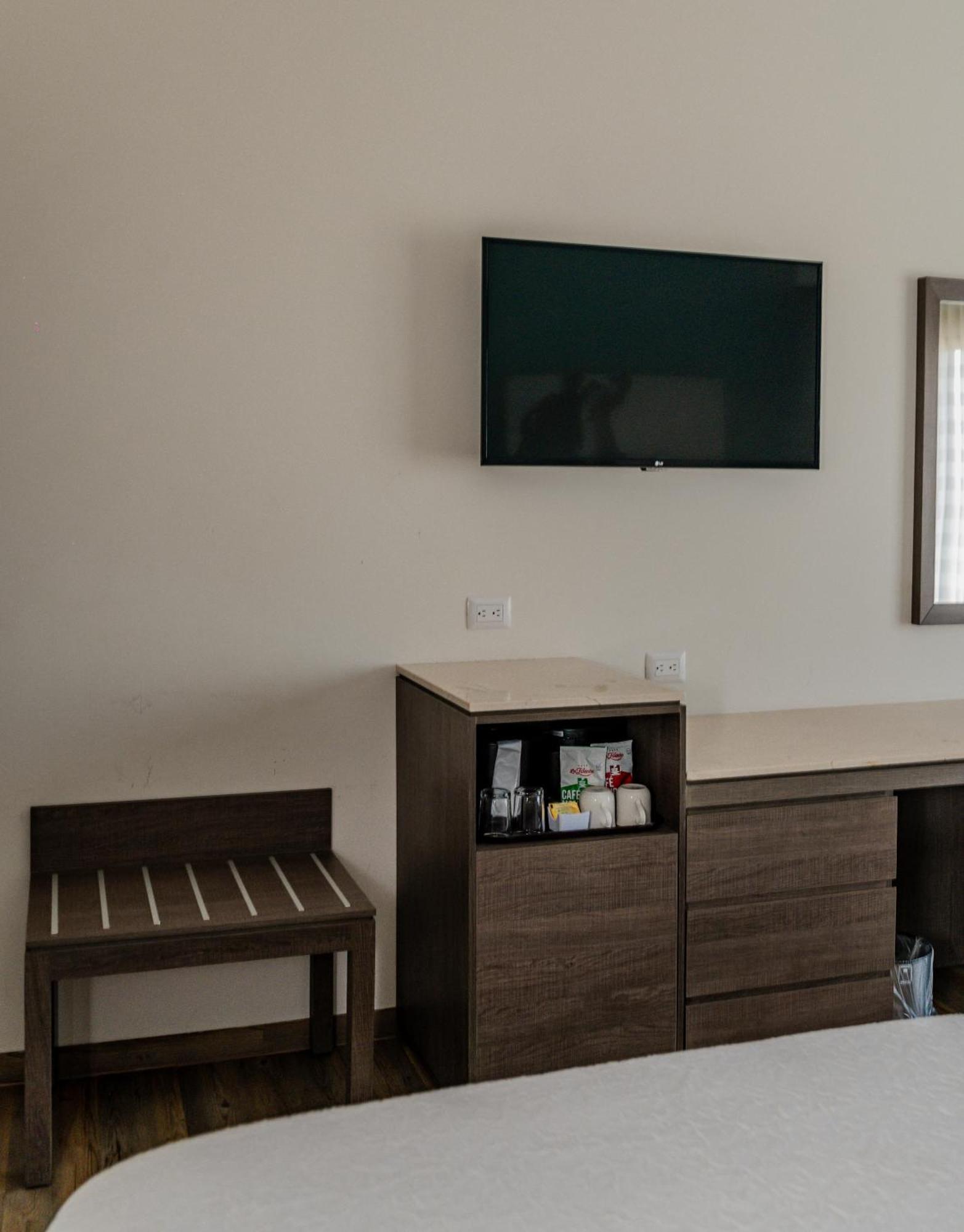 Hampton Inn By Hilton Celaya Celaya  Oda fotoğraf